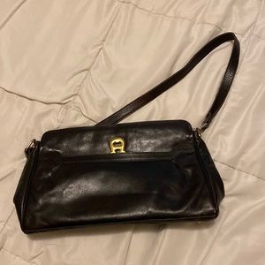 Gorgeous black real leather Etienne Aigner vintage shoulder bag